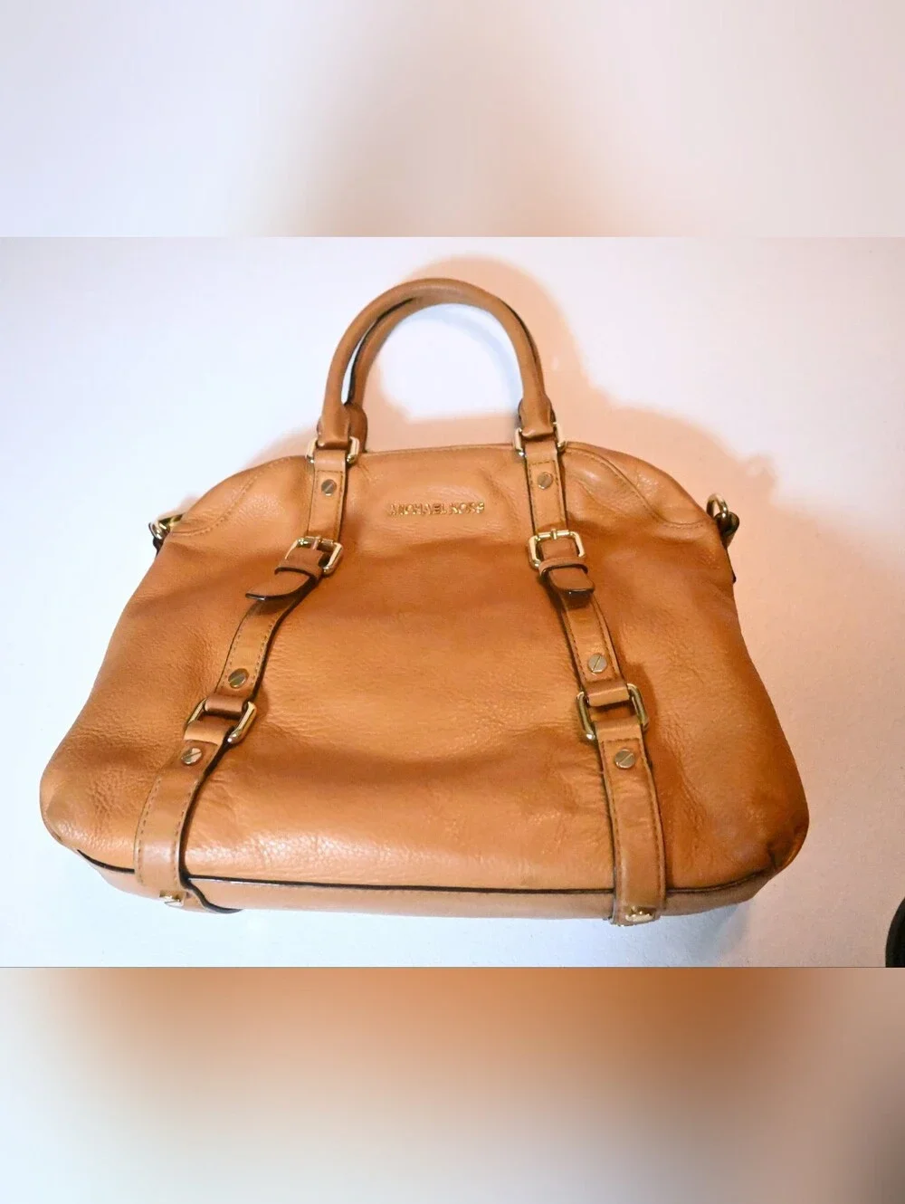 Micheal Kors Bedford Satchel Tan Pebbled Leather Top Handle Bag / Purse.